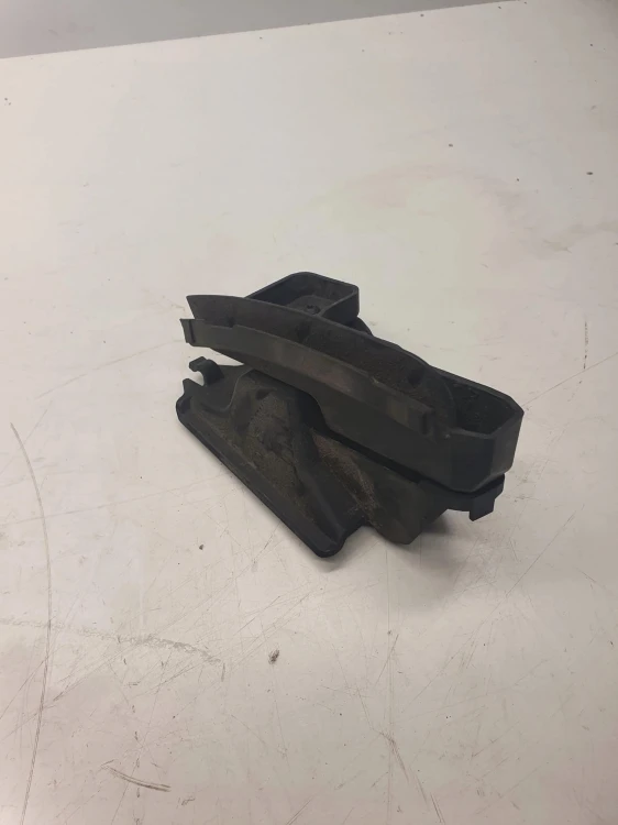ŚLIZG ZDERZAKA PRAW TYŁ AUDI A6 C6 4F9807892 AVANT