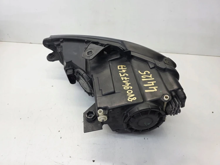 REFLEKTOR PRAWY PRZÓD BI XENON LED SKRĘTNY AUDI A3 8V 8V0941754A 44/25