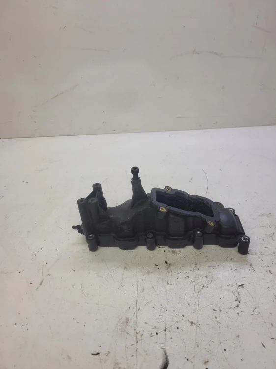 KOLEKTOR SSĄCY AUDI A6 C6 LIFT 2.7 TDI 059129711CG