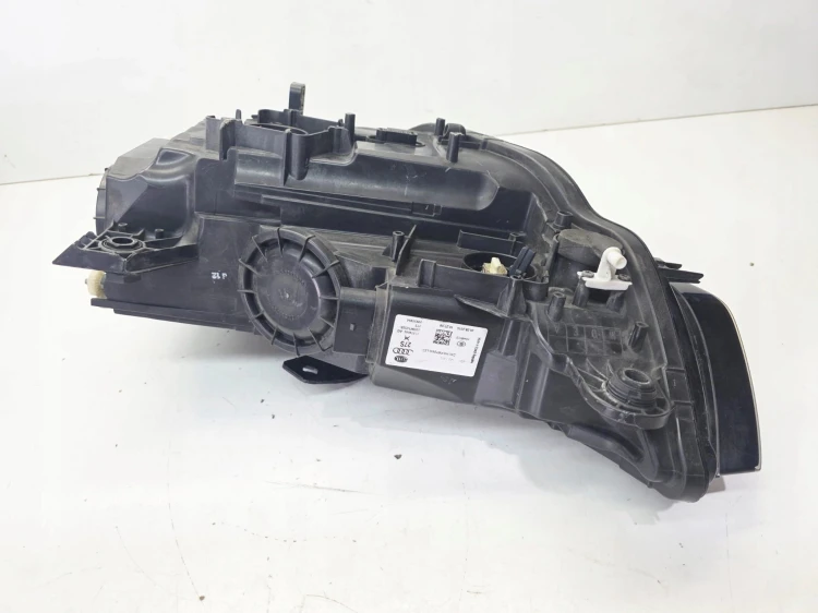 REFLEKTOR PRAWY PRZÓD BI XENON LED SKRĘTNY AUDI A3 8V 8V0941754A 44/25
