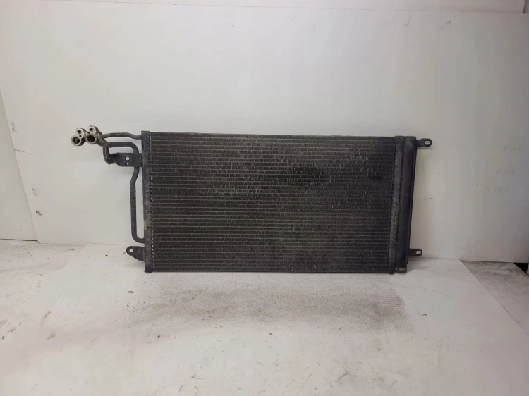 CHŁODNICA KLIMATYZACJI AUDI A1 8X VW 6R0820411G