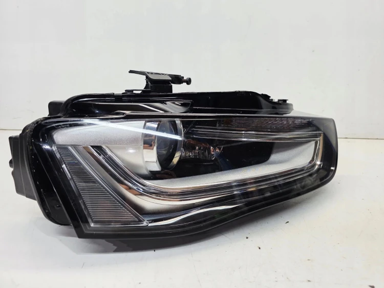REFLEKTOR PRAWY PRZÓD BI XENON LED SKRĘTNY AUDI A4 B8 LIFT 8K0941754C 20/25