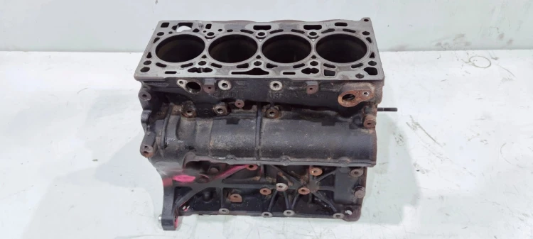 BLOK SILNIKA AUDI A4 B9 A5 DEU 2.0 TDI 03N023A