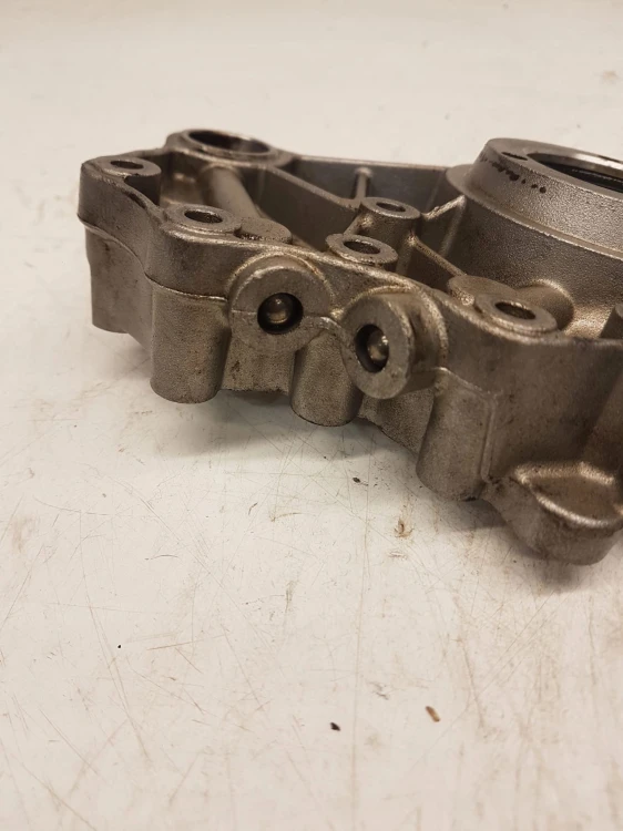 OBUDOWA WAŁKÓW AUDI A4 B8 A5 1.8 TFSI 06H103166E