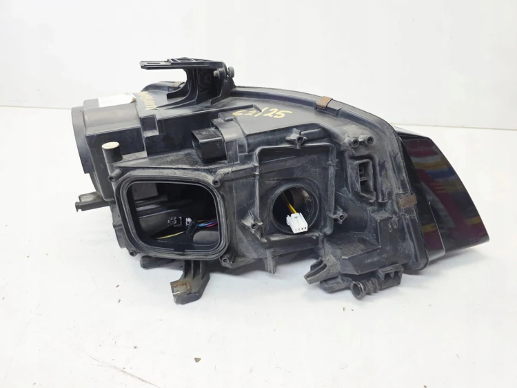REFLEKTOR LAMPA LEWY PRZÓD BI XENON LED AUDI A4 B8 8K0941003C EU 62/25