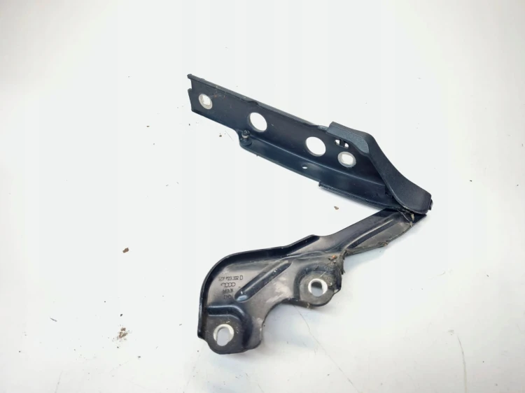 ZAWIAS MASKI PRAWY AUDI A6 C7 A7 4G 4G8823302D