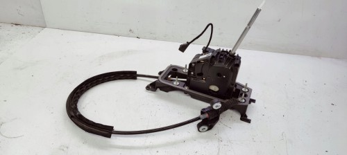WYBIERAK LEWAREK AUTOMAT AUDI Q3 F3 5QH713023L