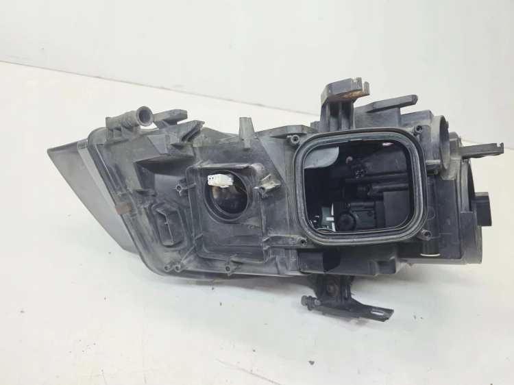 REFLEKTOR LAMPA LEWY PRZÓD BI XENON LED AUDI A4 B8 8K0941003C EU 62/25