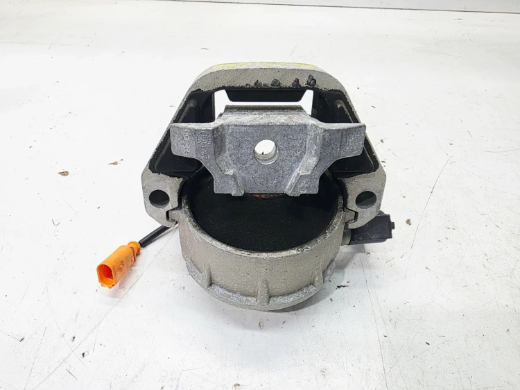 PODUSZKA SILNIKA Z CZUJNIKIEM AUDI A6 C7 A7 3.0 TFSI 4G0199381LF