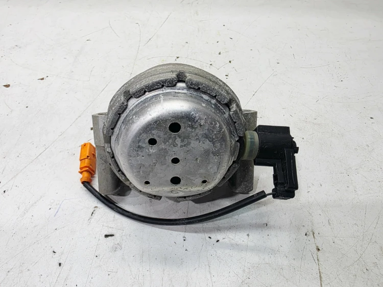 PODUSZKA SILNIKA Z CZUJNIKIEM AUDI A6 C7 A7 3.0 TFSI 4G0199381LF
