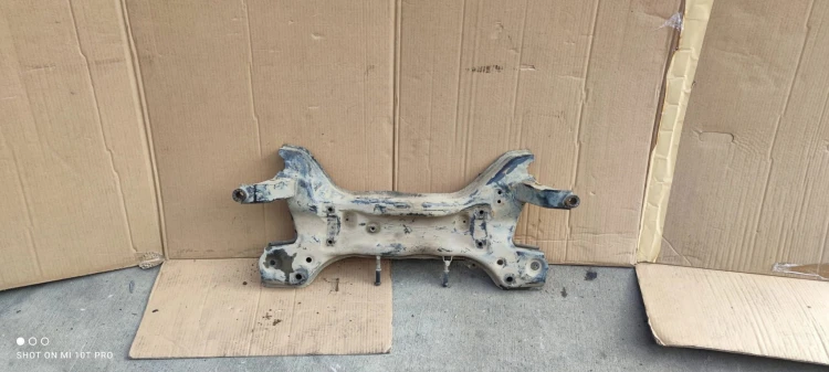 TRAWERS SANKI WÓZEK PRZÓD AUDI A1 8X 6R0199315