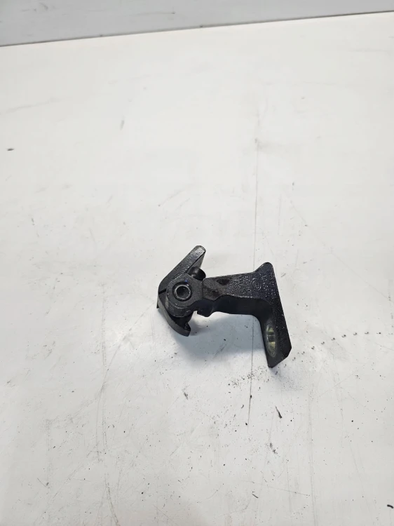 ZAWIAS DRZWI LEWY AUDI A1 8X Q3 8U A3 8V 8X0831403A