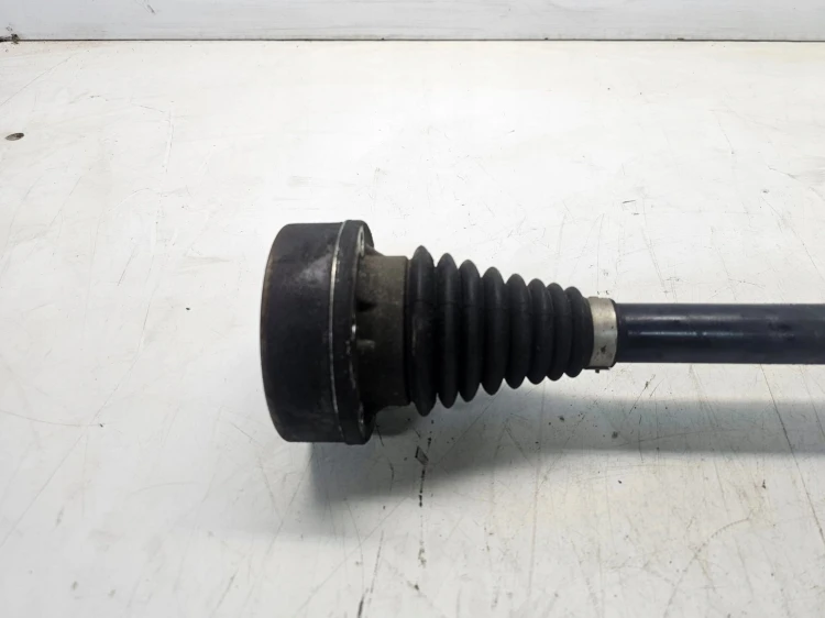 PÓŁOŚ LEWA KRÓTKA AUDI A3 8V VOLKSWAGEN SEAT SKODA 5Q0407271A