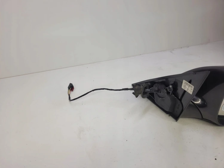 LUSTERKO ZEWNĘTRZNE PRAWE AUDI Q5 8R LZ7L 6-PIN UK