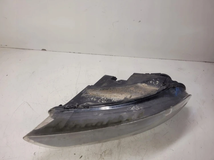 REFLEKTOR PRAWY ZWYKŁY AUDI Q7 4L 4L0941004K UK