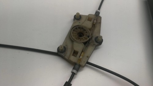 MECHANIZM SZYBY PRAWY PRZÓD AUDI A6 C6 4F0837462
