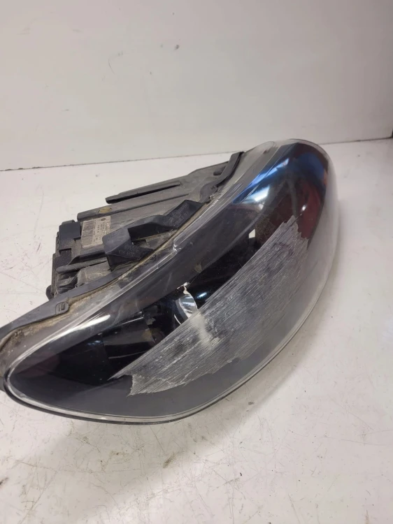 REFLEKTOR PRAWY ZWYKŁY AUDI Q7 4L 4L0941004K UK