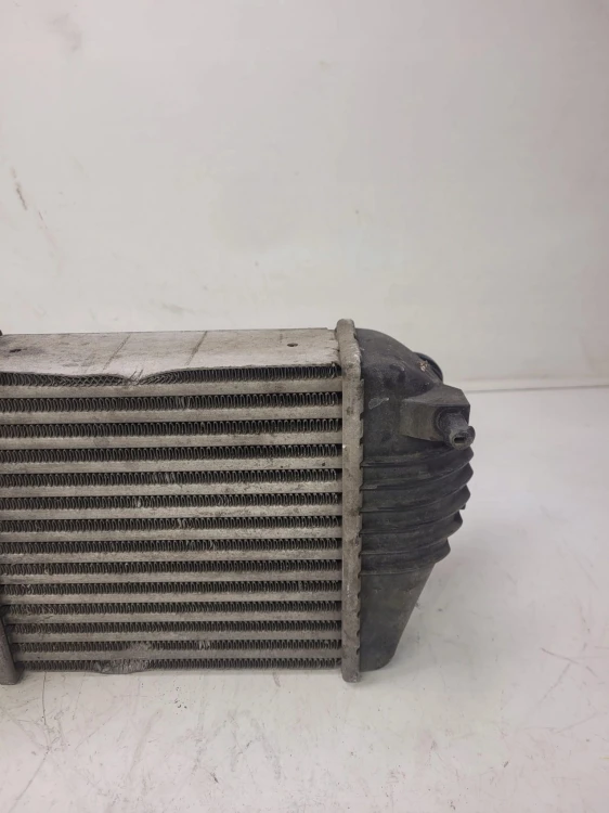 CHŁODNICA INTERCOOLER AUDI A6 C6 2.0 4F0145805AD