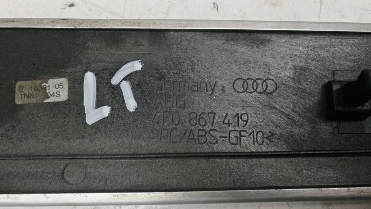 LISTWA DEKOR DRZWI L T AUDI A6 C6 4F0867419 SZCZO