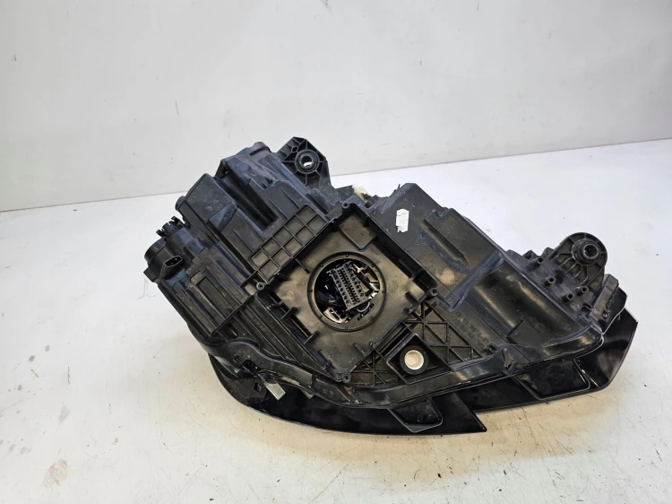 REFLEKTOR XENON LED LEWY AUDI A3 8V LIFT 8V0941033D UK