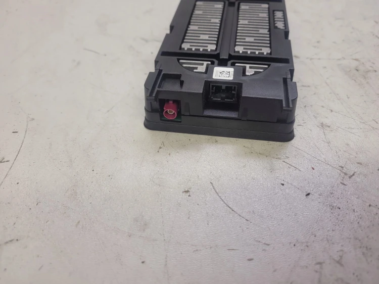 ŁADOWARKA INDUKCYJNA AUDI A4 B9 A5 8W0035502A
