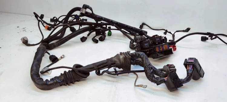 WIĄZKA SILNIKA AUDI A4 B8 A5 8T 1.8 TFSI 8K1971072FD