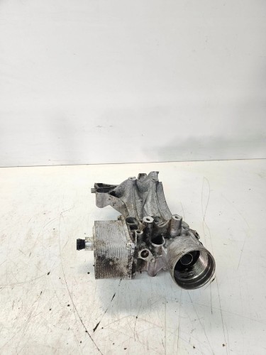 PODSTAWA FILTRA OLEJU ŁAPA ALTERNATORA AUDI A4 B8 A5 8T 1.8 TFSI 06L903143L