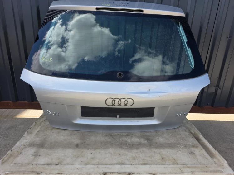 KLAPA TYŁ AUDI A3 8P 3-DRZWI 2003-2011 BEZ KOROZJI LX7W !!!