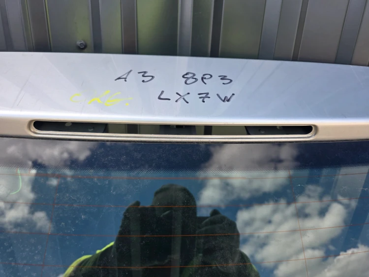 KLAPA TYŁ AUDI A3 8P 3-DRZWI 2003-2011 BEZ KOROZJI LX7W !!!