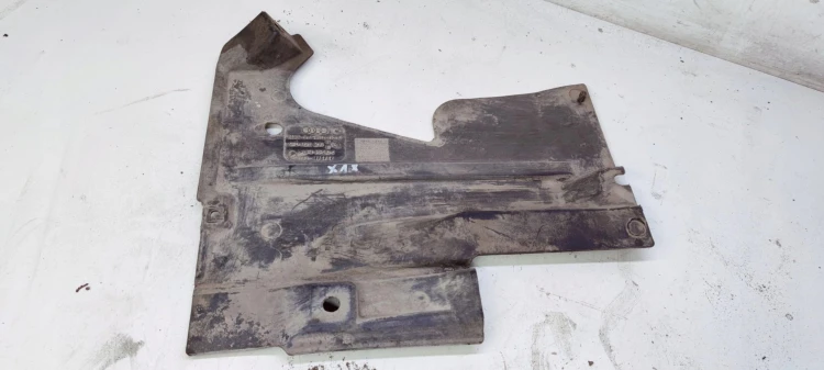 OSŁONA PODWOZIA TYŁ AUDI A6 C6 4F0825216F *1*