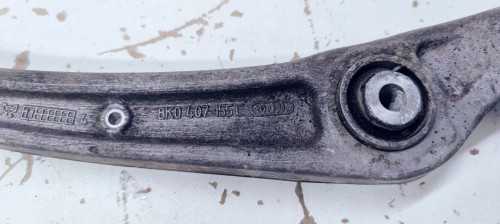 WAHACZ LEWY PRZÓD AUDI A4 A6 A7 8K0407155C DUŻY