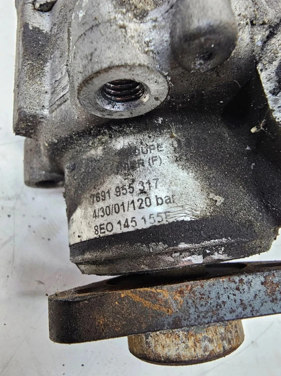 POMPA WSPOMAGANIA AUDI A4 B6 A6 C5 3.0 BENZYNA 8E0145155F