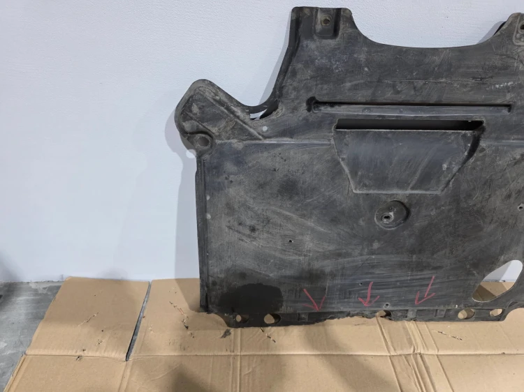 OSŁONA PŁYTA POD SKRZYNIE AUDI A4 B8 A5 8K2863822L 1/26