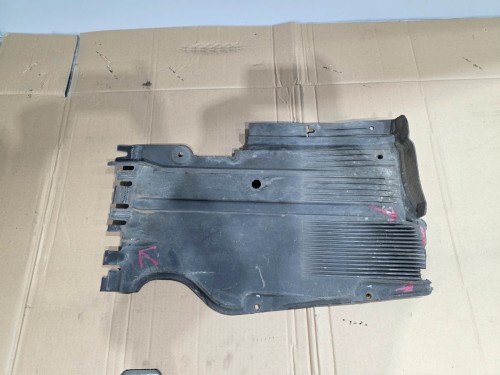 OSŁONA PŁYTA PODWOZIA LEWY TYŁ MAŁA AUDI A4 B8 A5 8T 8K0825215H 88/26