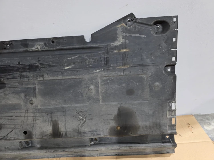 OSŁONA PŁYTA PODWOZIA PRAWA DUŻA AUDI A4 B8 A5 8T 8K0825208D 1/26