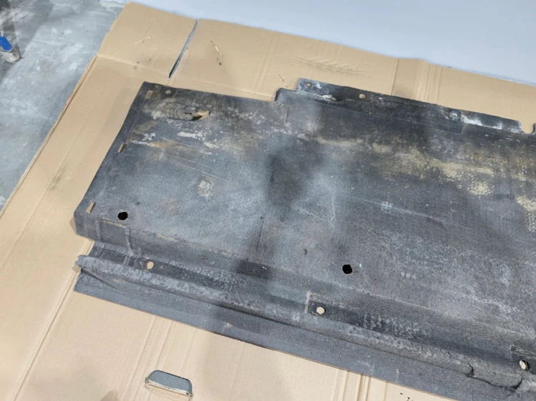 OSŁONA PŁYTA PODWOZIA PRAWA DUŻA AUDI A4 B8 LIFT A5 8T 8K0825208H 1/26