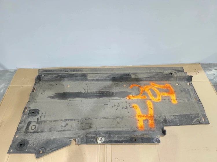 OSŁONA PŁYTA PODWOZIA LEWA DUŻA AUDI A4 B8 LIFT A5 8T 8K0825207H 4/26