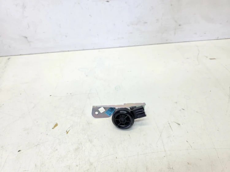 GŁOŚNIK WYSOKOTONOWY SŁUPKA A AUDI Q7 4M 4M0035399E BOSE