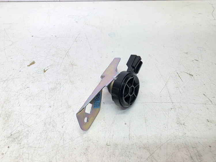 GŁOŚNIK WYSOKOTONOWY SŁUPKA A AUDI Q7 4M 4M0035399E BOSE