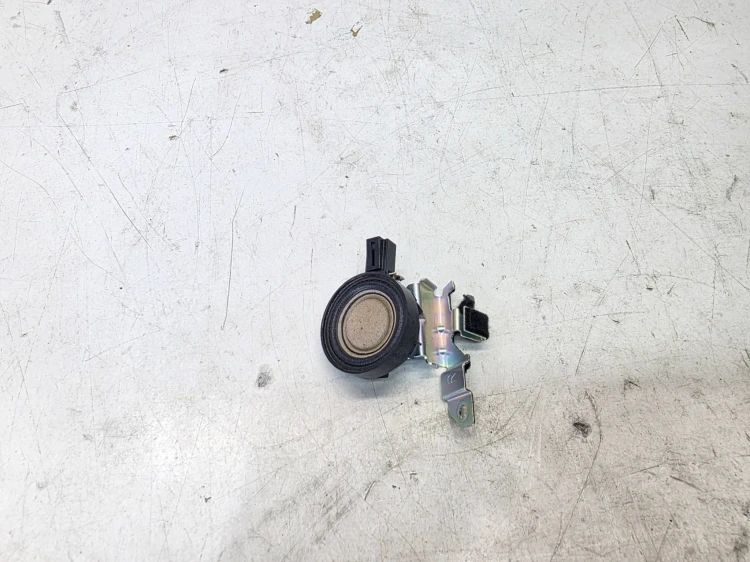GŁOŚNIK WYSOKOTONOWY SŁUPKA A AUDI Q7 4M 4M0035399N BOSE