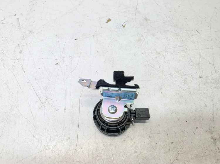 GŁOŚNIK WYSOKOTONOWY SŁUPKA A AUDI Q7 4M 4M0035399N BOSE