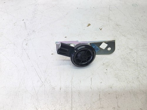 GŁOŚNIK WYSOKOTONOWY SŁUPKA A AUDI Q7 4M 4M0035399M BOSE