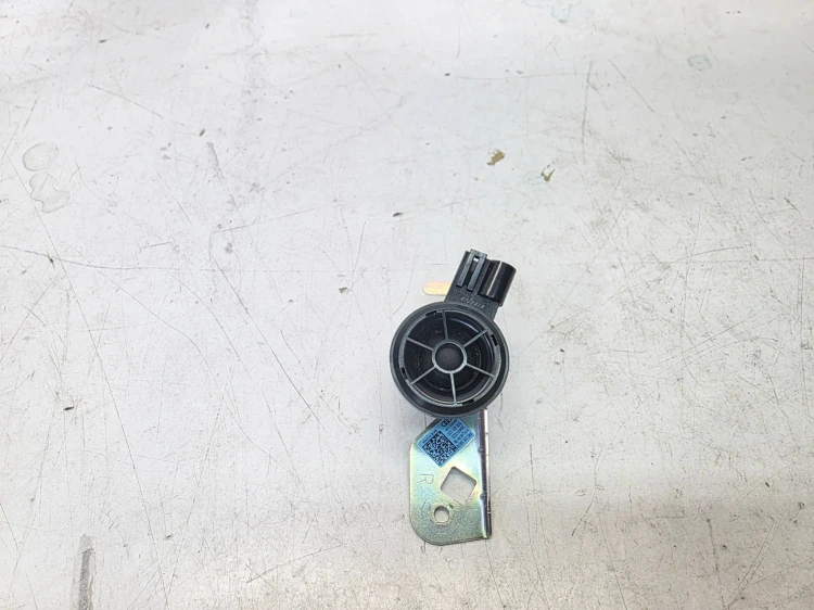 GŁOŚNIK WYSOKOTONOWY SŁUPKA A AUDI Q7 4M 4M0035399M BOSE