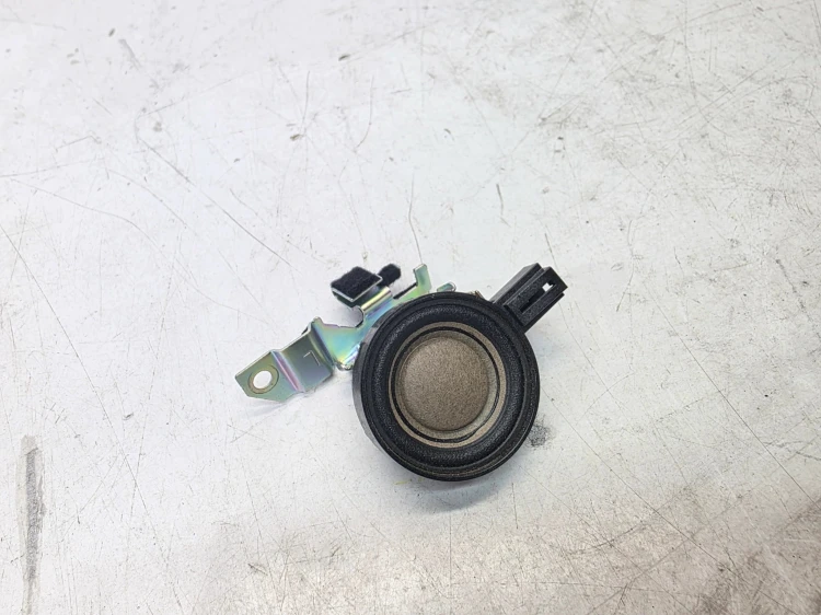 GŁOŚNIK WYSOKOTONOWY SŁUPKA A AUDI Q7 4M 4M0035399F BOSE