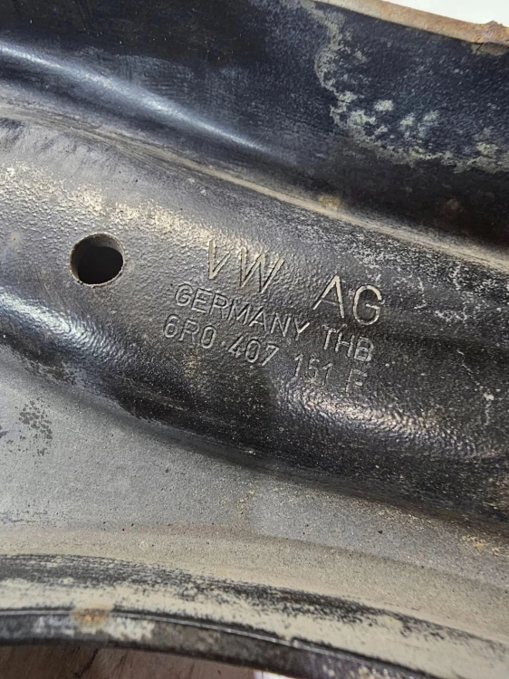 WAHACZ LEWY PRZÓD AUDI A1 8X VW SEAT SKODA 6R0407151F