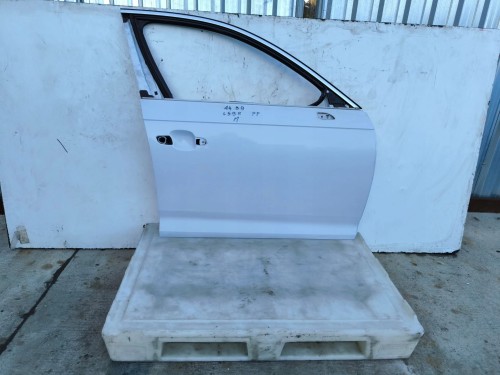 DRZWI PRAWY PRZÓD AUDI A4 B9 LS9R SEDAN/ AVANT / KOMBI
