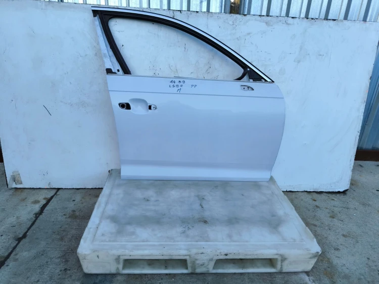 DRZWI PRAWY PRZÓD AUDI A4 B9 LS9R SEDAN/ AVANT / KOMBI