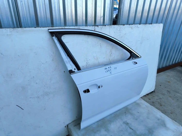 DRZWI PRAWY PRZÓD AUDI A4 B9 LS9R SEDAN/ AVANT / KOMBI
