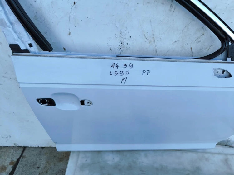 DRZWI PRAWY PRZÓD AUDI A4 B9 LS9R SEDAN/ AVANT / KOMBI