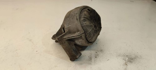 PODUSZKA SILNIKA L P AUDI A4 B8 A5 8T 8K0199381KA